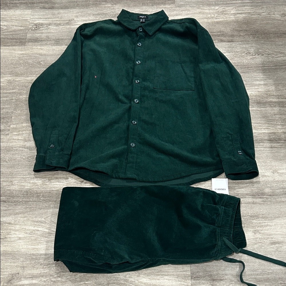Forever 21 Men's Deep Green Corduroy Pants Sz Med and the top is SzXL